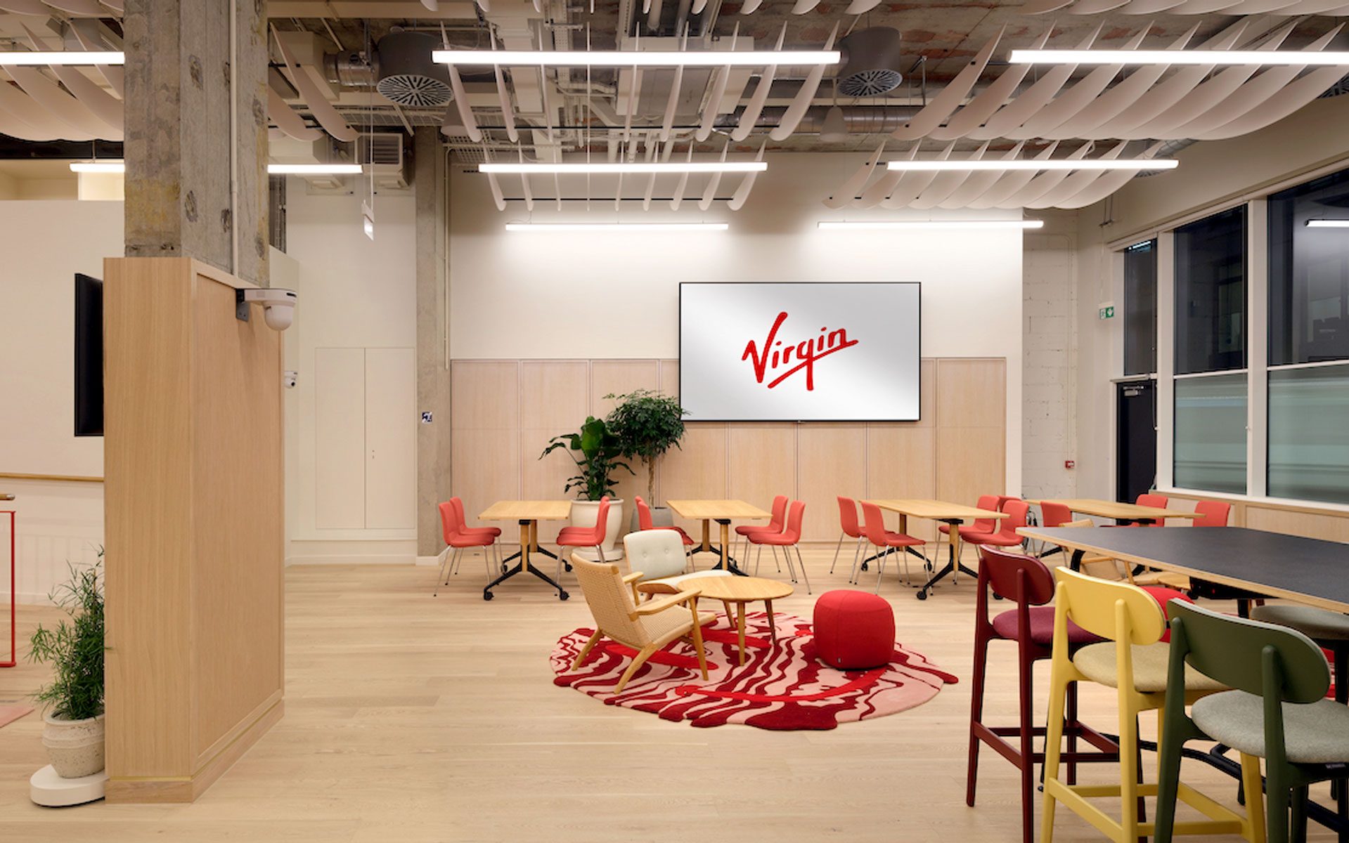 Virgin - White & Red