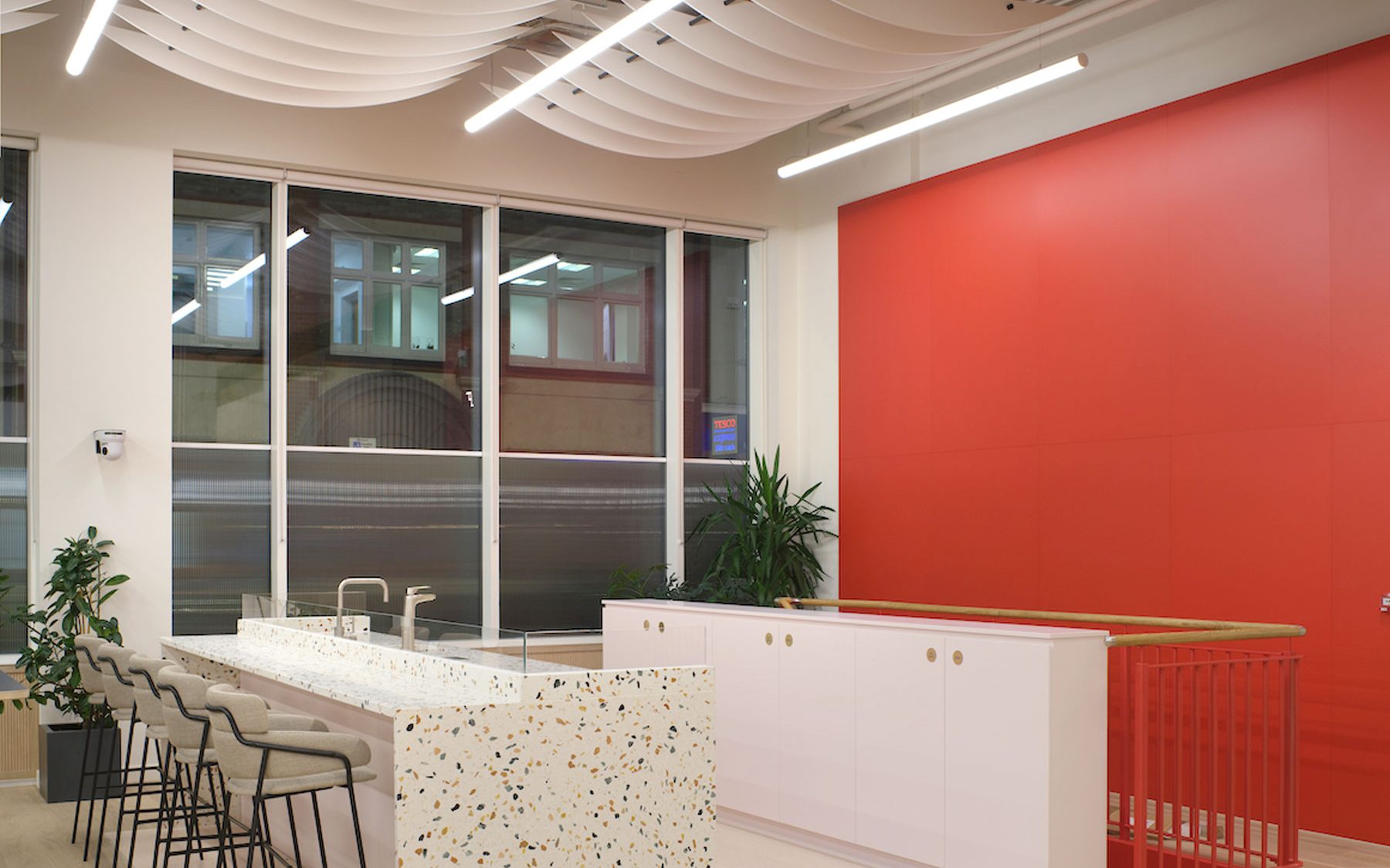 Virgin - White & Red